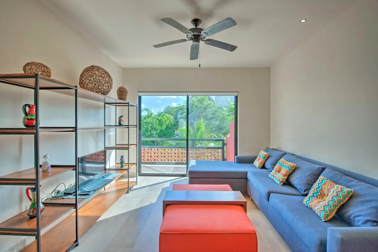 Resort-Style Condo 3 Miles To Historic Tulum Ruins Lägenhet
