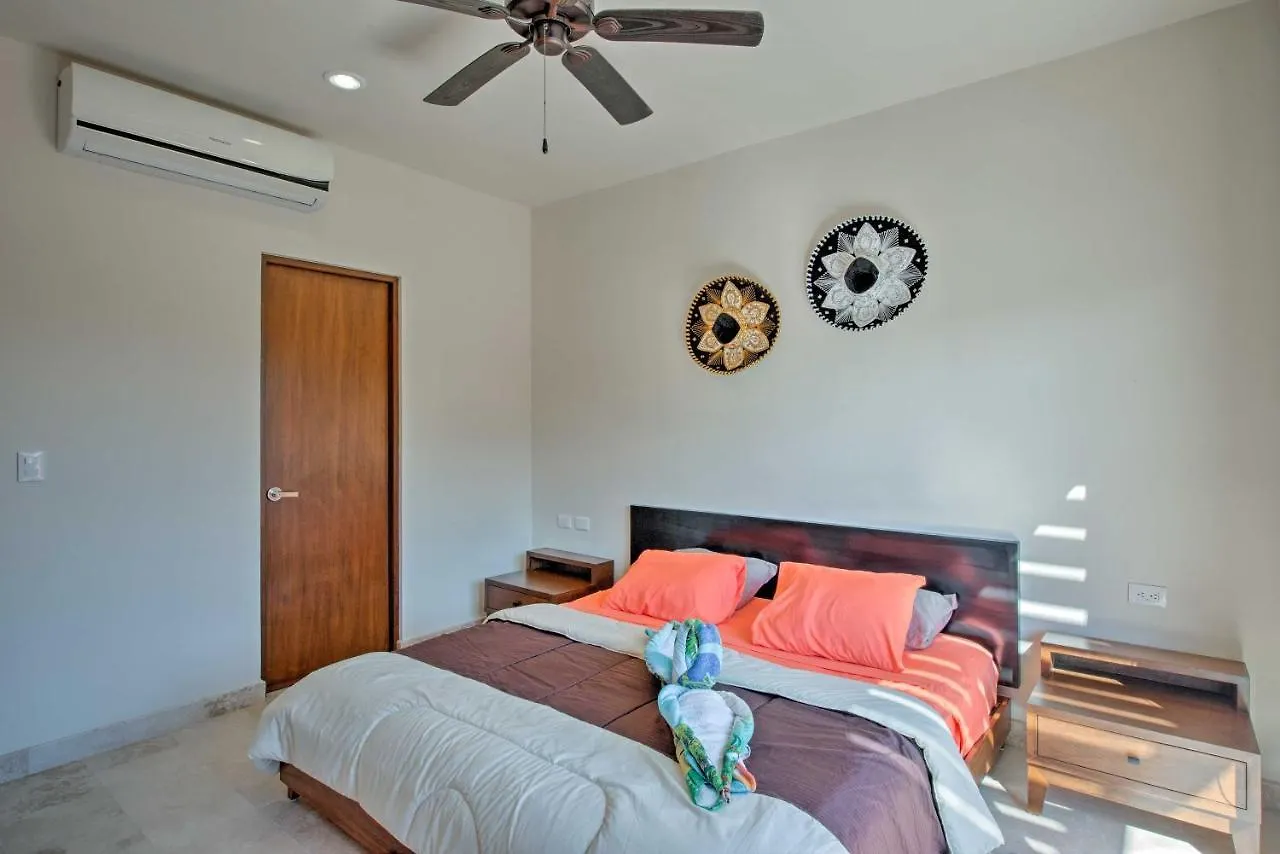 Resort-Style Condo 3 Miles To Historic Tulum Ruins Lägenhet